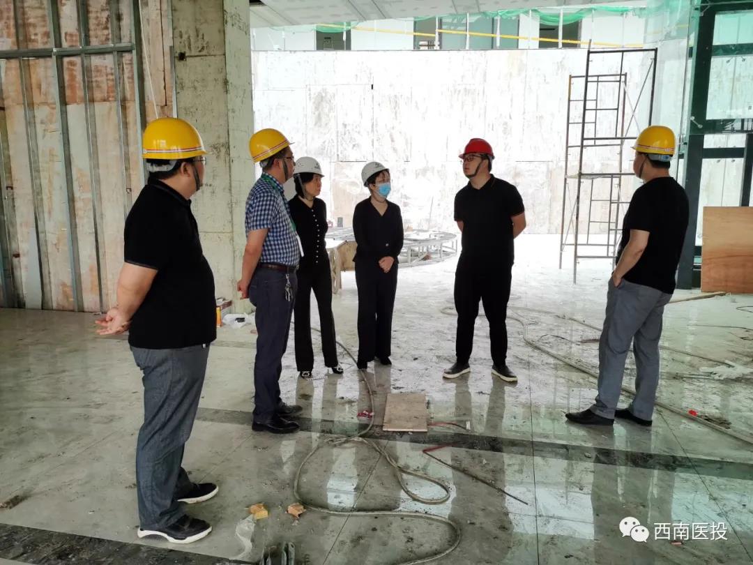 西南醫(yī)投集團(tuán)領(lǐng)導(dǎo)視察體檢中心、華大基因項(xiàng)目進(jìn)度